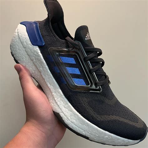 adidas ultra boost 23 men's.